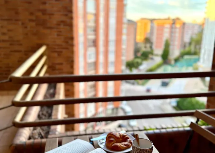 Yoli, Centrico Con Plaza De Garaje Avilés