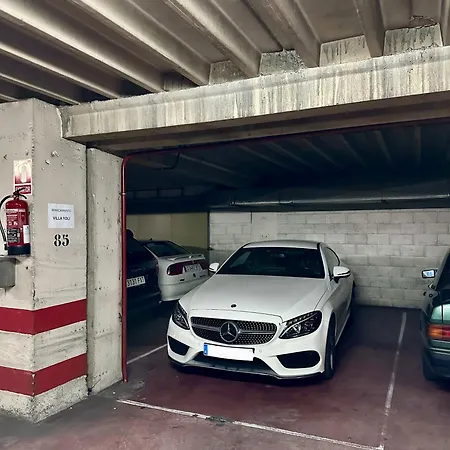 Centrico Y Tranquilo Apartamento Con Terraza, 3 Habs Y 2 Banos, Garaje Incluido