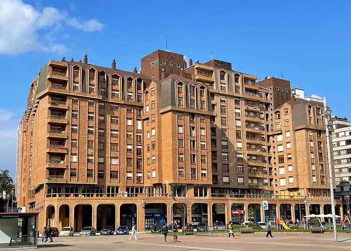 Apartamento Yoli, Céntrico Con Plaza De Garaje *