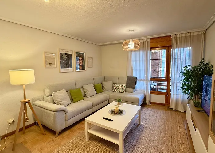Apartamento Yoli, Céntrico Con Plaza De Garaje