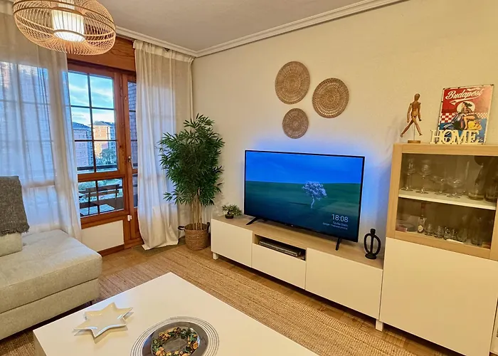 Yoli, Céntrico Con Plaza De Garaje